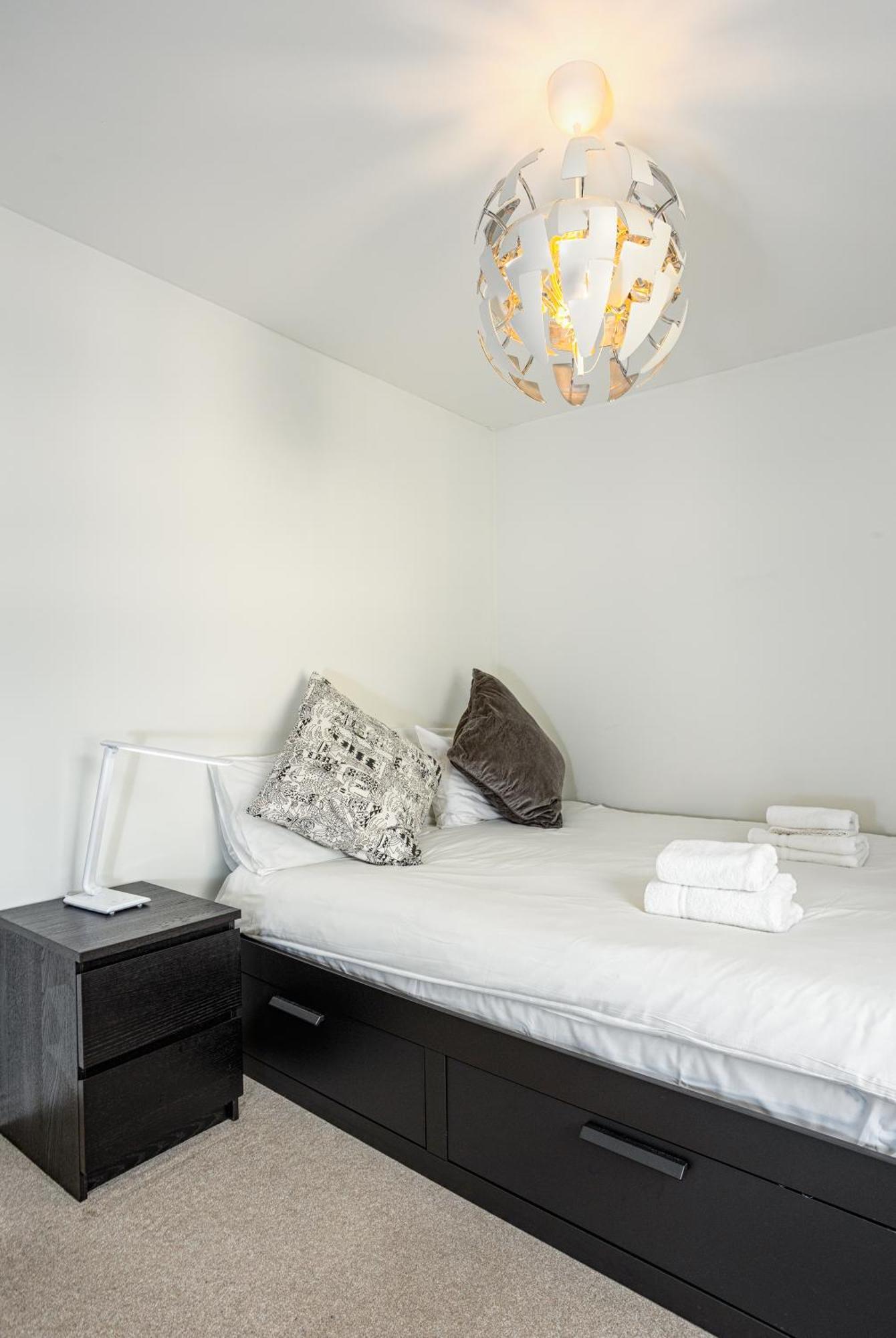 Comfy 2 Bedroom Apartment Near Edinburgh City Centre Ngoại thất bức ảnh